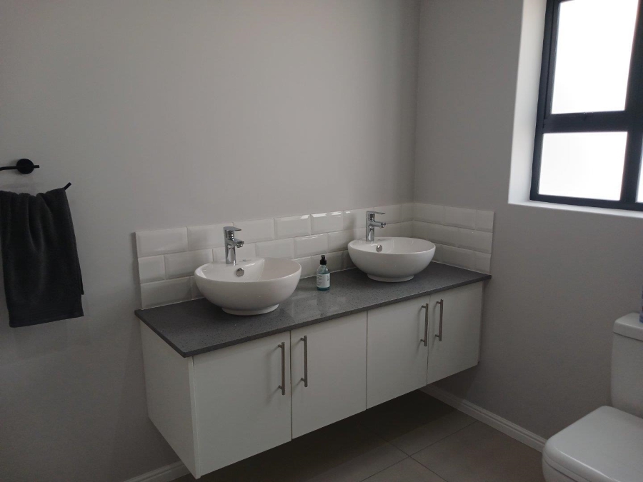 3 Bedroom Property for Sale in Tafelzicht Western Cape